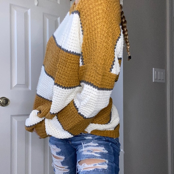 SO Sweaters - SO Striped Sweater